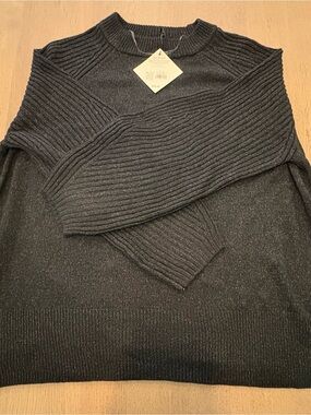 Ava & Viv Dark Gray Ribbed Crewneck Sweater